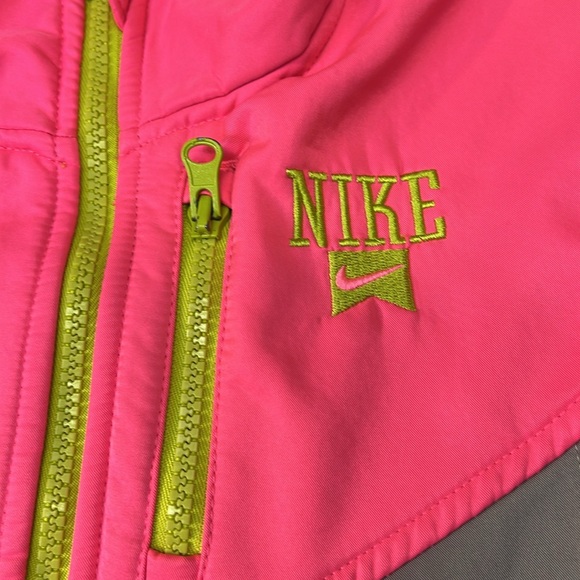 NIKE Girls Athletic Fleece Lined Jacket in Gray, Pink and Neon Green. EUC. - Picture 2 of 8